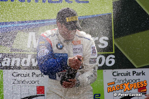 Tim Coronel wint race BenQ-Siemens BMW 130i Cup